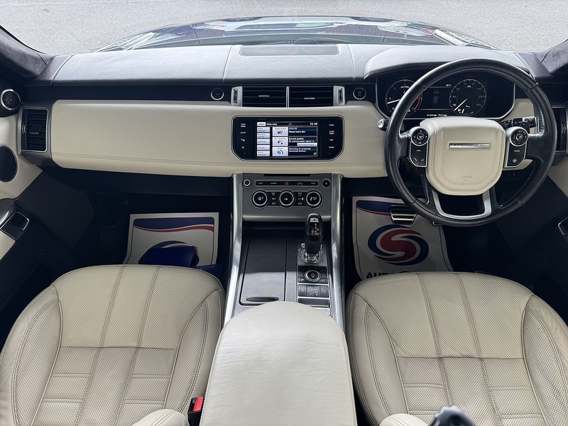 Land Rover SD V8 Autobiography Dynamic SUV 4.4 Automatic Diesel