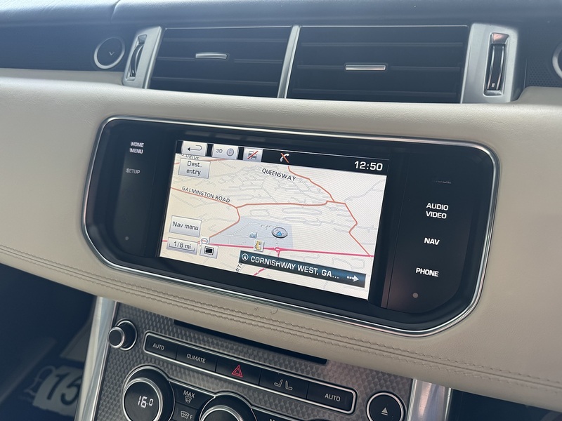 Land Rover SD V8 Autobiography Dynamic SUV 4.4 Automatic Diesel