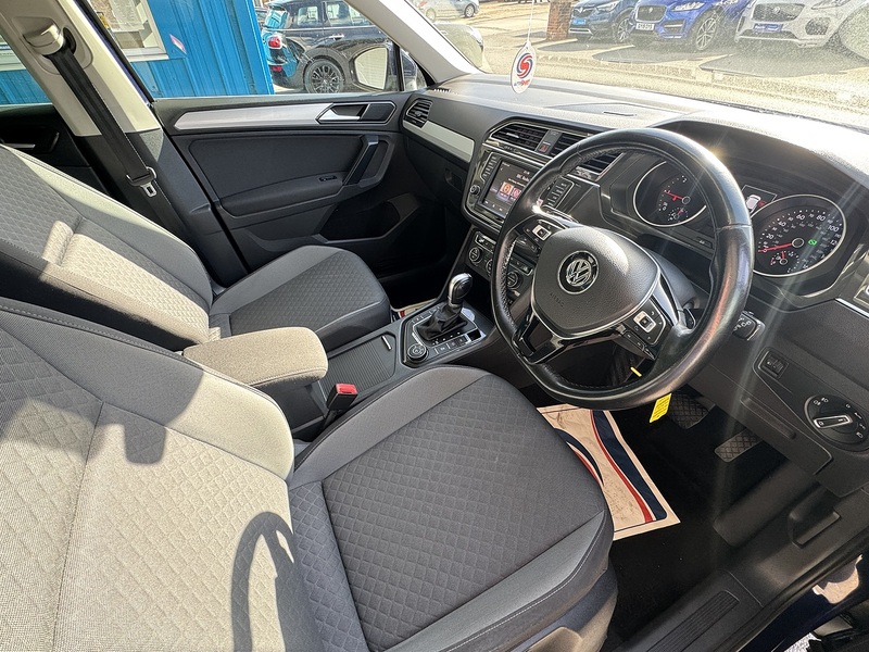 Volkswagen 2.0 TDI BlueMotion Tech SE SUV 5dr Diesel DSG 4Motion Euro 6 (s/s) (150 ps)