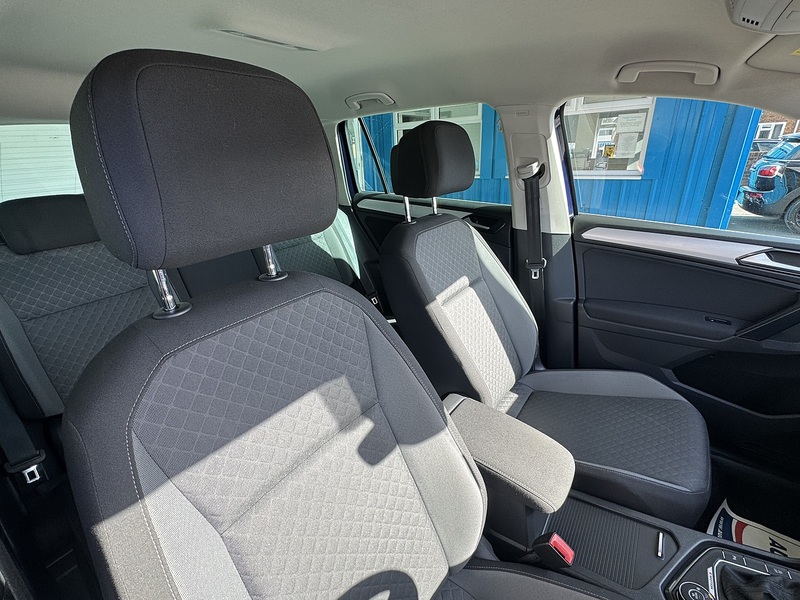 Volkswagen 2.0 TDI BlueMotion Tech SE SUV 5dr Diesel DSG 4Motion Euro 6 (s/s) (150 ps)