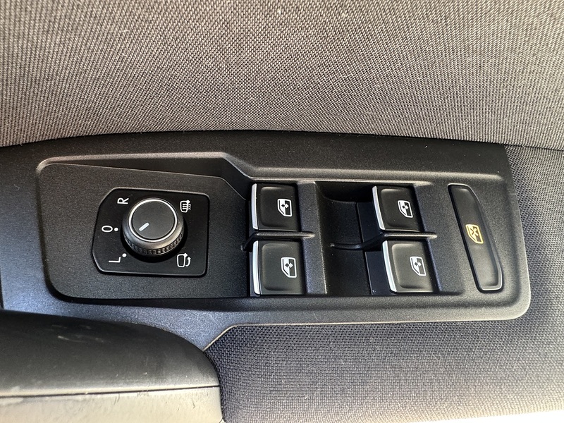 Volkswagen 2.0 TDI BlueMotion Tech SE SUV 5dr Diesel DSG 4Motion Euro 6 (s/s) (150 ps)