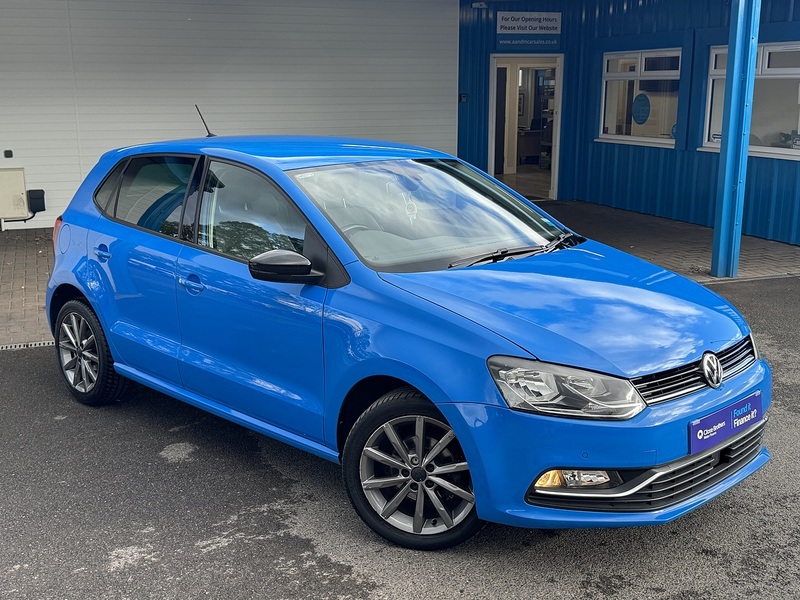 Volkswagen 1.2 TSI BlueMotion Tech SE Design Hatchback 5dr Petrol DSG Euro 6 (s/s) (90 ps)