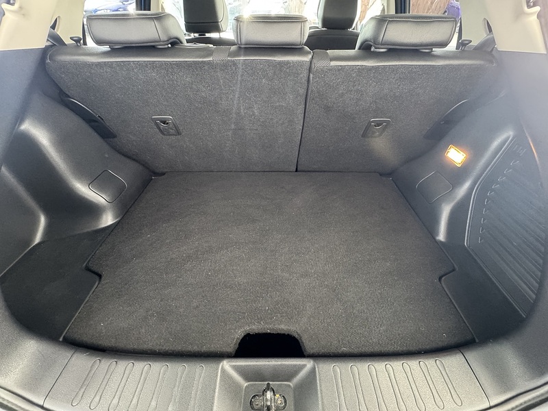 Nissan Bose Personal Edition SUV 1.6 Manual Petrol