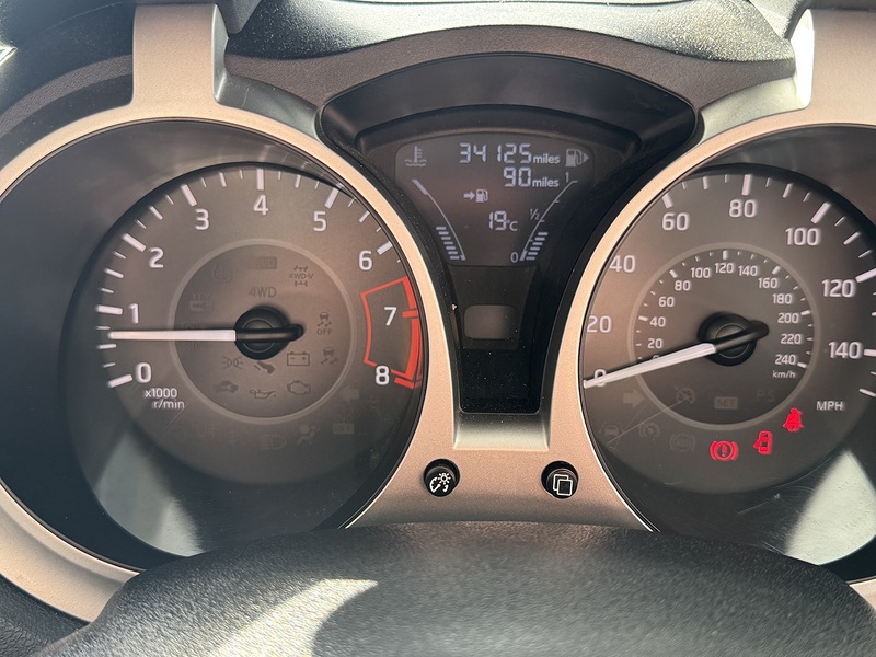 Nissan Bose Personal Edition SUV 1.6 Manual Petrol