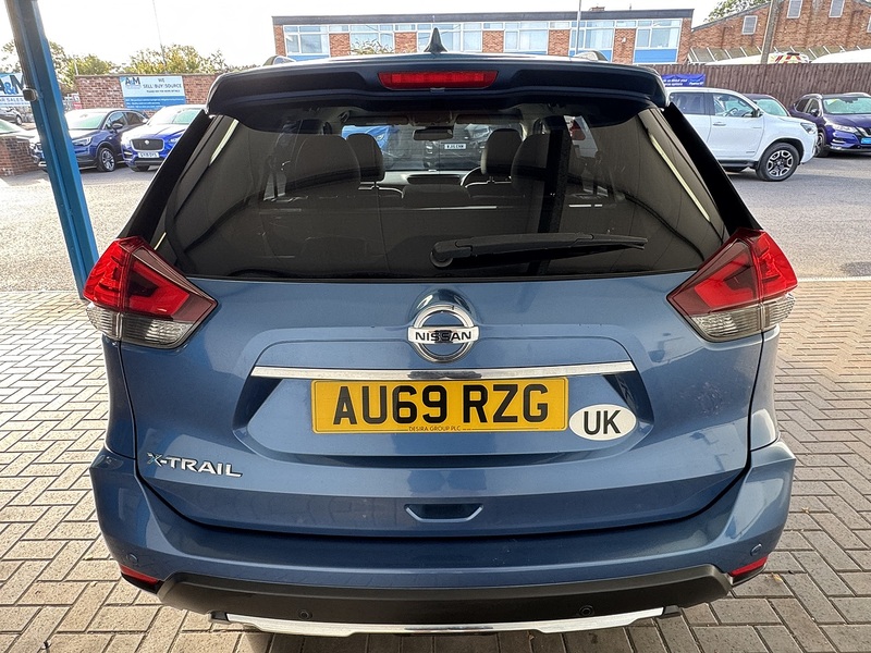Nissan 1.3 DIG-T Tekna SUV 5dr Petrol DCT Auto Euro 6 (s/s) (160 ps)