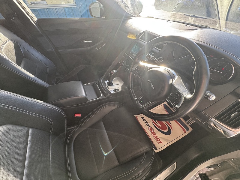 Jaguar D180 R-Dynamic S SUV 2.0 Automatic Diesel