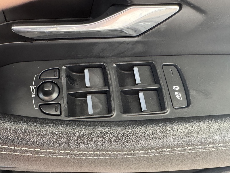 Jaguar D180 R-Dynamic S SUV 2.0 Automatic Diesel