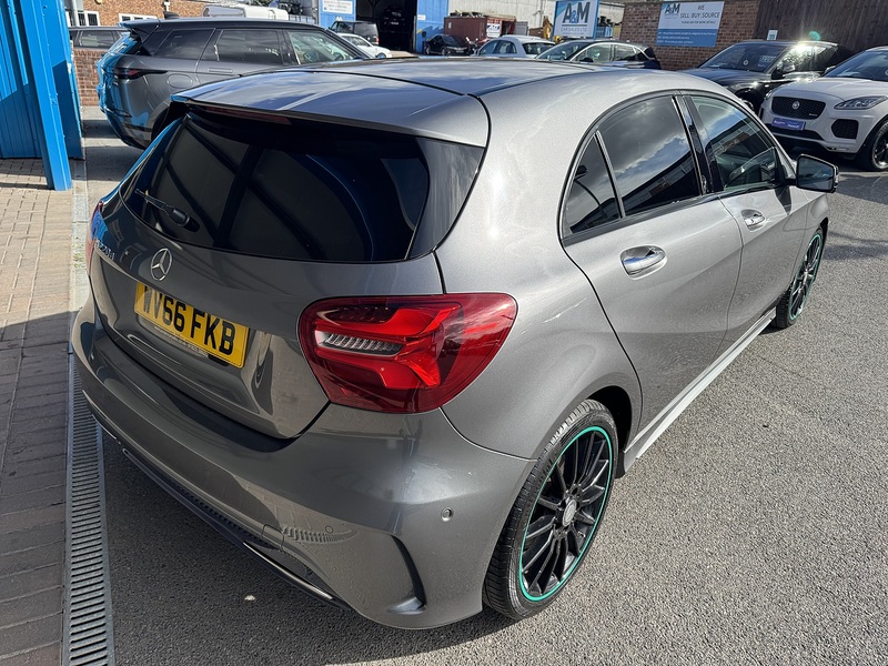 Mercedes-Benz 2.1 A220d Motorsport Edition (Premium) Hatchback 5dr Diesel 7G-DCT Euro 6 (s/s) (177 ps)