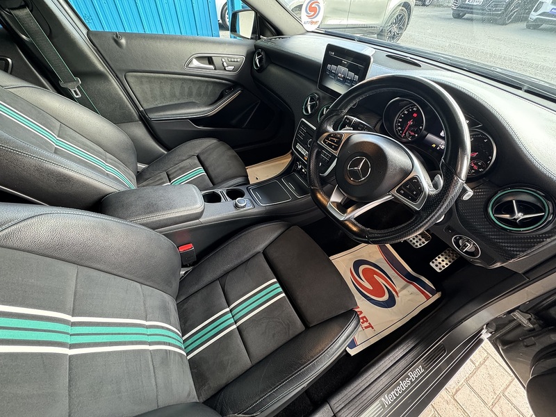 Mercedes-Benz 2.1 A220d Motorsport Edition (Premium) Hatchback 5dr Diesel 7G-DCT Euro 6 (s/s) (177 ps)