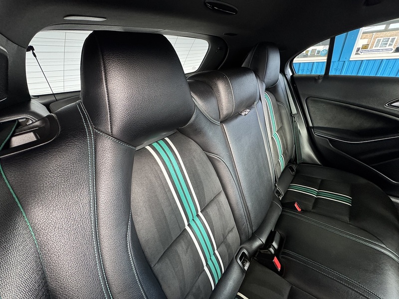 Mercedes-Benz 2.1 A220d Motorsport Edition (Premium) Hatchback 5dr Diesel 7G-DCT Euro 6 (s/s) (177 ps)