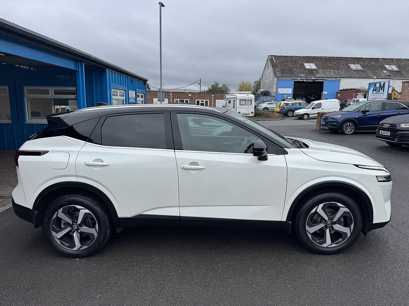 Nissan 1.3 DIG-T MHEV Premiere Edition SUV 5dr Petrol Hybrid Manual Euro 6 (s/s) (140 ps)