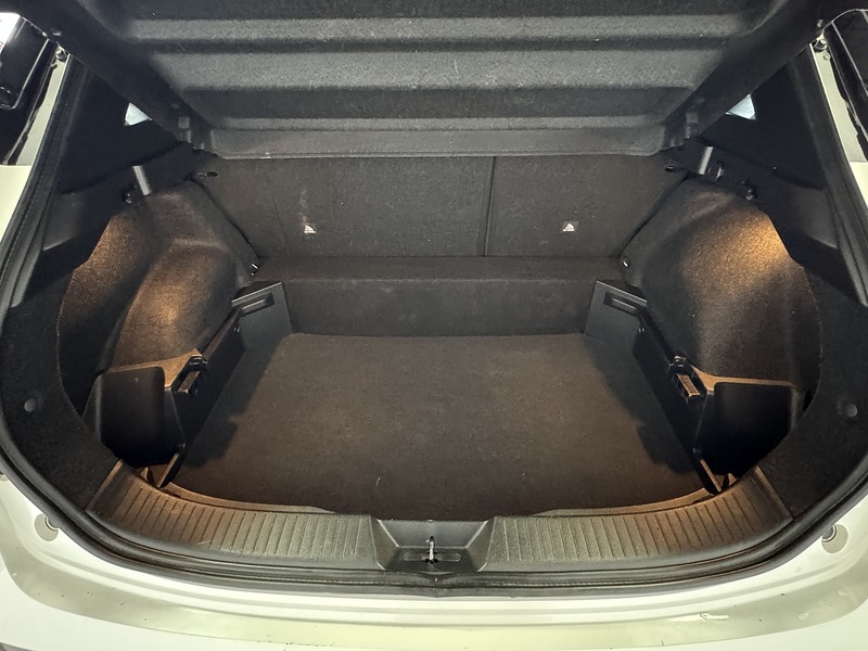 Nissan 1.3 DIG-T MHEV Premiere Edition SUV 5dr Petrol Hybrid Manual Euro 6 (s/s) (140 ps)
