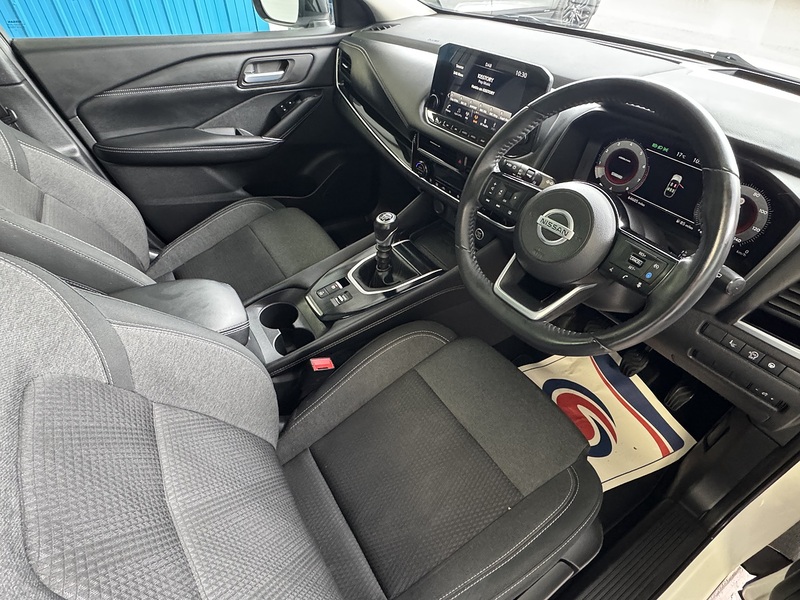 Nissan 1.3 DIG-T MHEV Premiere Edition SUV 5dr Petrol Hybrid Manual Euro 6 (s/s) (140 ps)