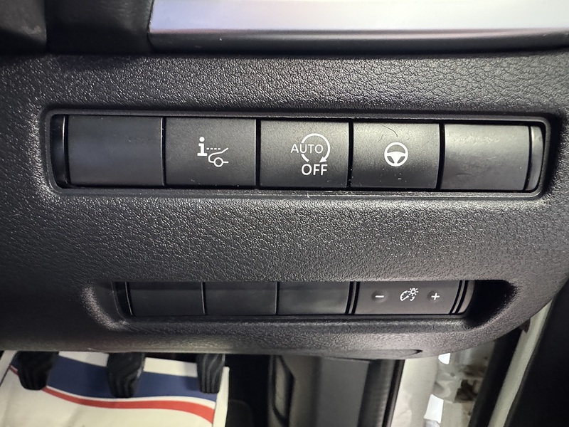 Nissan 1.3 DIG-T MHEV Premiere Edition SUV 5dr Petrol Hybrid Manual Euro 6 (s/s) (140 ps)