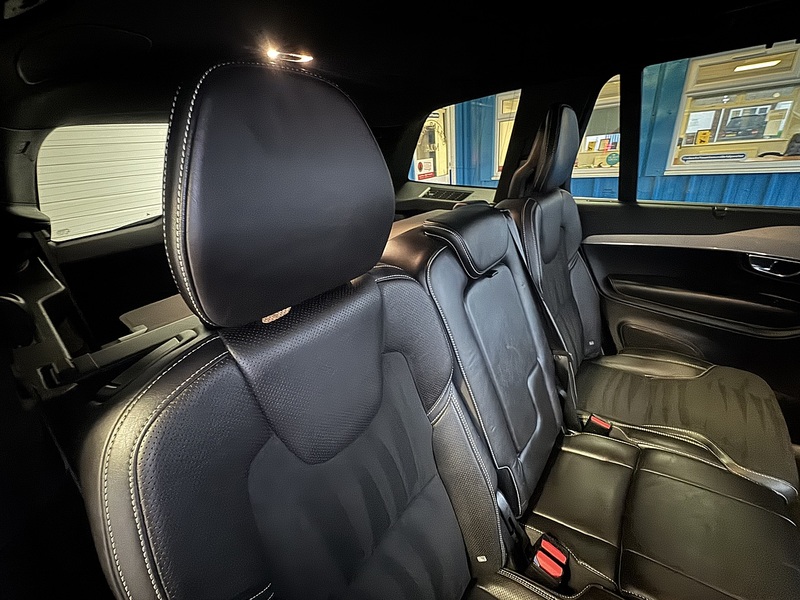 Volvo D5 PowerPulse R-Design SUV 2.0 Automatic Diesel