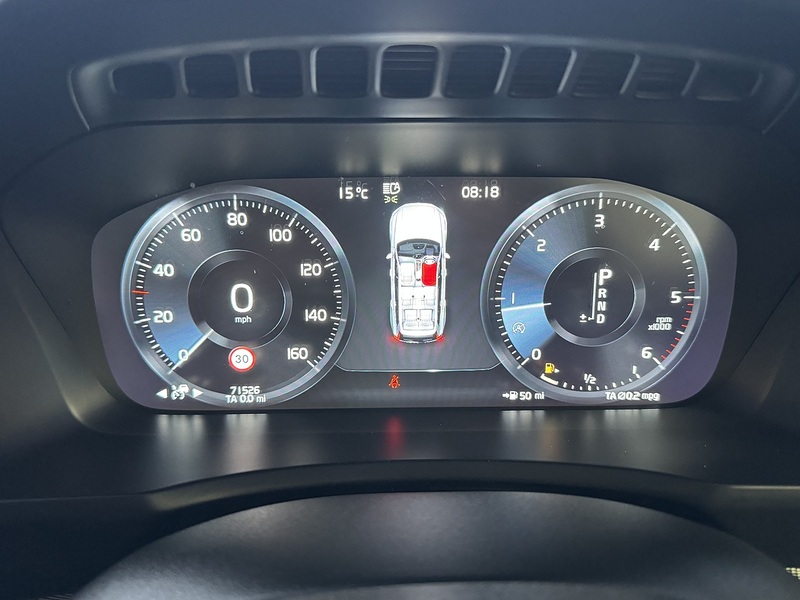 Volvo D5 PowerPulse R-Design SUV 2.0 Automatic Diesel