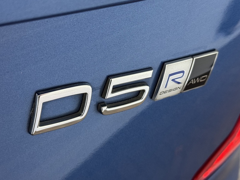 Volvo D5 PowerPulse R-Design SUV 2.0 Automatic Diesel