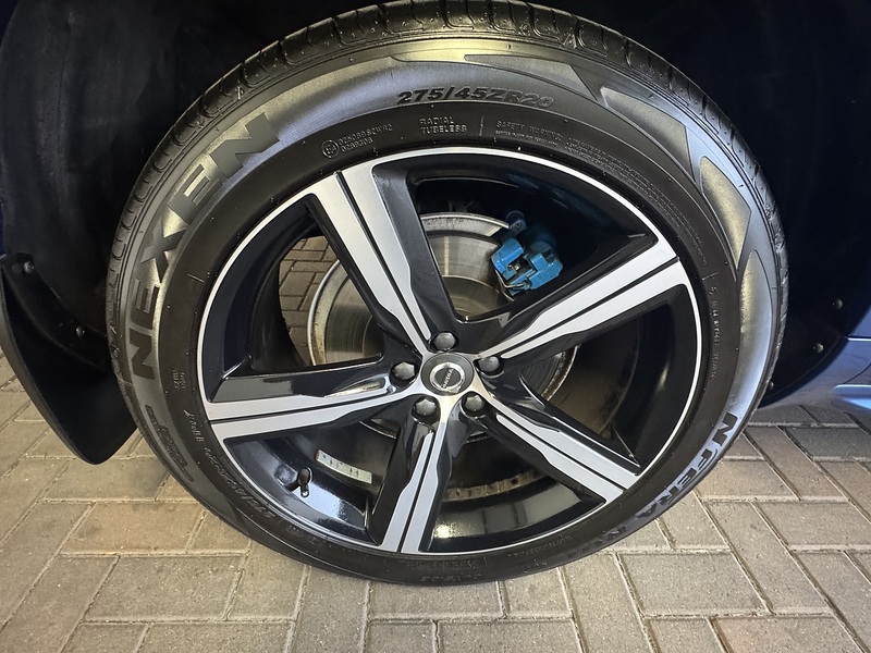 Volvo D5 PowerPulse R-Design SUV 2.0 Automatic Diesel