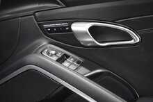Porsche 911 (991.1) 3.8 Targa 4 GTS - U2445