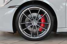 Porsche 911 (992.1) 3.0 T Carrera 4S Coupe - U244802