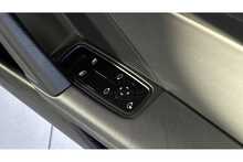 Porsche 911 (992.1) 3.0 T Carrera 4S Coupe - U244802