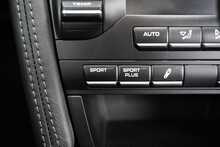 Porsche 911 (997) 3.8 C2'S' PDK Coupe - U2452
