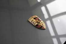 Porsche 911 (996) C4'S' Coupe Manual - U2456