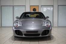 Porsche 911 (996) C4'S' Coupe Manual - U2456