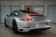 Porsche 911 (991.2) 3.0T Carrera 2 Coupe - U2459