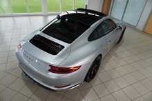 Porsche 911 (991.2) 3.0T Carrera 2 Coupe - U2459