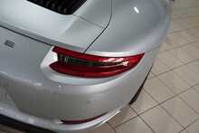 Porsche 911 (991.2) 3.0T Carrera 2 Coupe - U2459