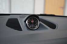 Porsche 911 (991.2) 3.0T Carrera 2 Coupe - U2459