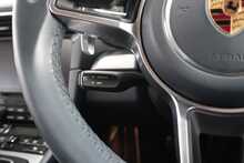 Porsche 911 (991.2) 3.0T Carrera 2 Coupe - U2459