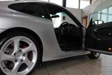 Porsche 911 (996.2) Carrera 4S Coupe - U2469