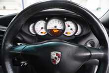 Porsche 911 (996.2) Carrera 4S Coupe - U2469