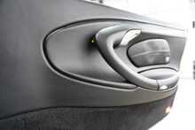 Porsche 911 (996.2) Carrera 4S Coupe - U2469