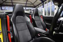 Porsche 911 (991.2) Carrera 4S Cabriolet - U2471