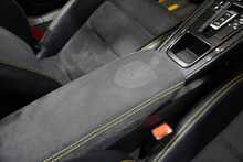 Porsche 911 (991.2) Carrera 4S Cabriolet - U2471