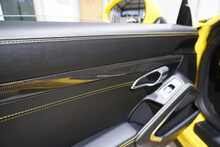 Porsche 911 (991.2) Carrera 4S Cabriolet - U2471
