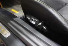 Porsche 911 (991.2) Carrera 4S Cabriolet - U2471