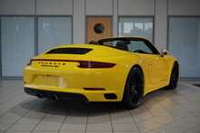 Porsche 911 (991.2) Carrera 4S Cabriolet - U2471
