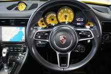 Porsche 911 (991.2) Carrera 4S Cabriolet - U2471