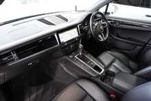 Porsche Macan S Gen2 3.0T V6 'S' Petrol PDK - U2484