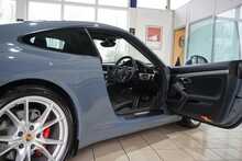 Porsche 911 (991.2) 3.0T C2'S' Coupe PDK - U2494
