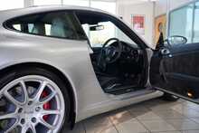 Porsche 911 (997.1) 3.6 GT3 Manual - U2513