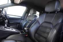 Porsche Macan Gen 2 3.0T V6 'S' PDK - U2520
