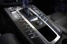 Porsche Macan Gen 2 3.0T V6 'S' PDK - U2520