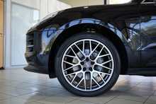 Porsche Macan Gen 2 3.0T V6 'S' PDK - U2520