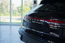 Porsche Macan Gen 3 2.0T PDK - U2522