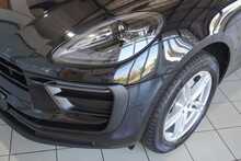 Porsche Macan Gen 3 2.0T PDK - U2522